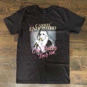 Carrie Underwood - The Cry Pretty Tour T-shirt.